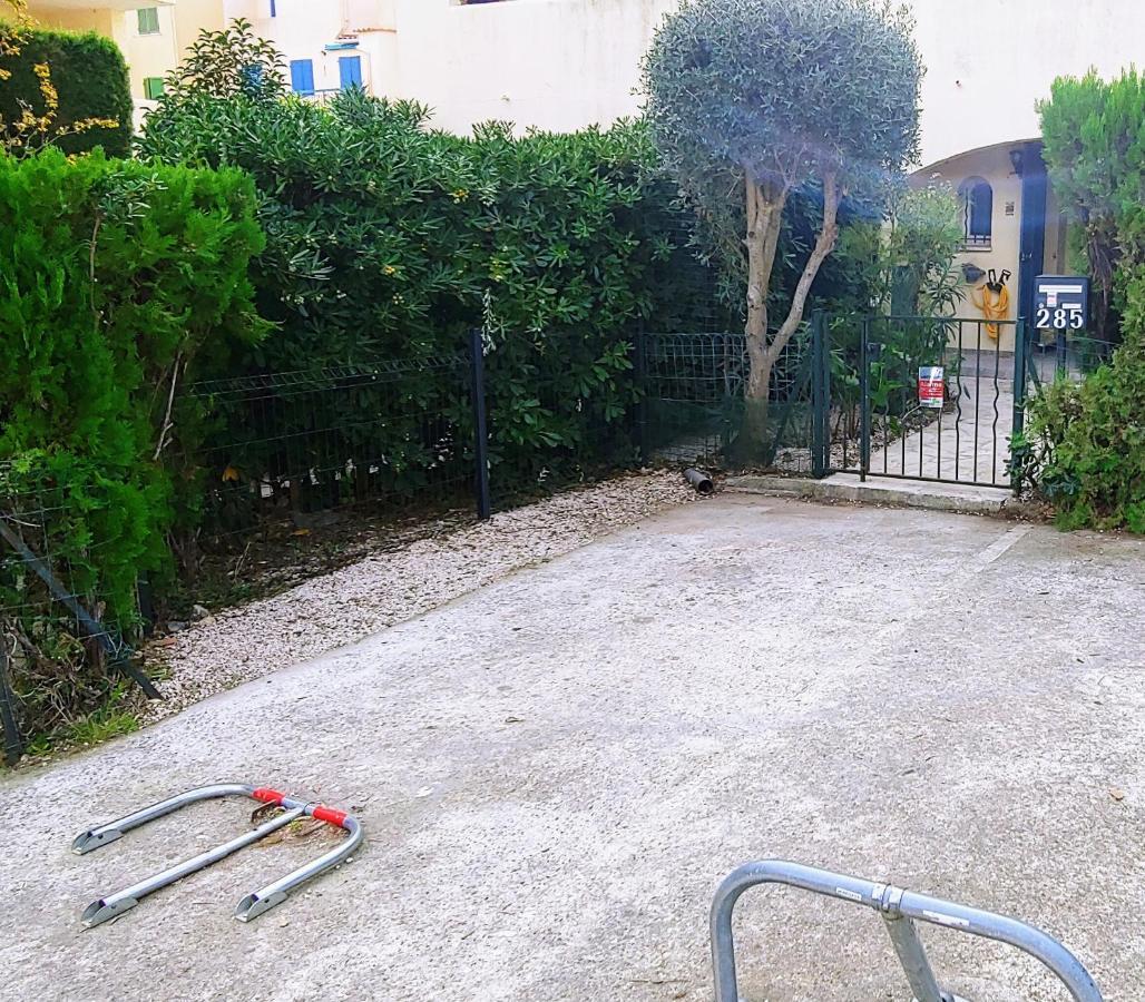 Agreable T3 Avec Jardin Et Parking Prive, A 350M Du Centre Ville Et Des Plages, Wifi, Remise Supplementaire De 10 Pourcent Pour Une Location A La Semaine Кавалер-сюр-Мер Экстерьер фото