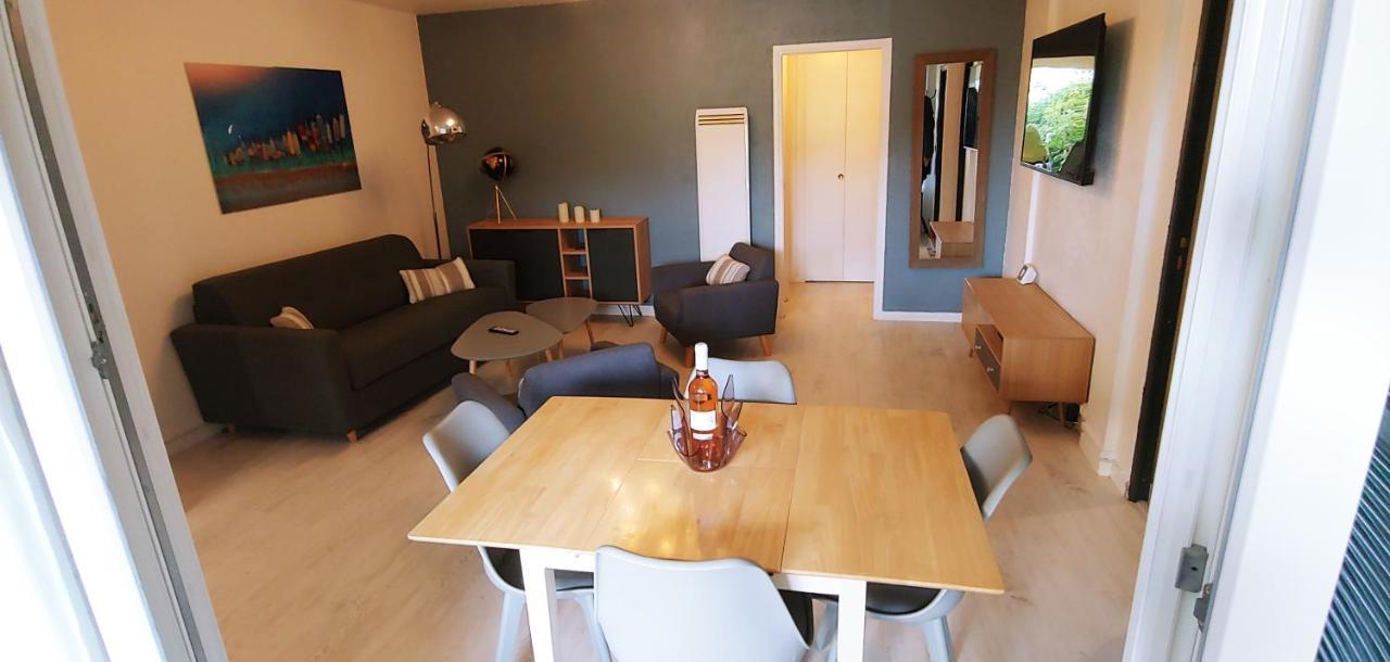 Agreable T3 Avec Jardin Et Parking Prive, A 350M Du Centre Ville Et Des Plages, Wifi, Remise Supplementaire De 10 Pourcent Pour Une Location A La Semaine Кавалер-сюр-Мер Экстерьер фото