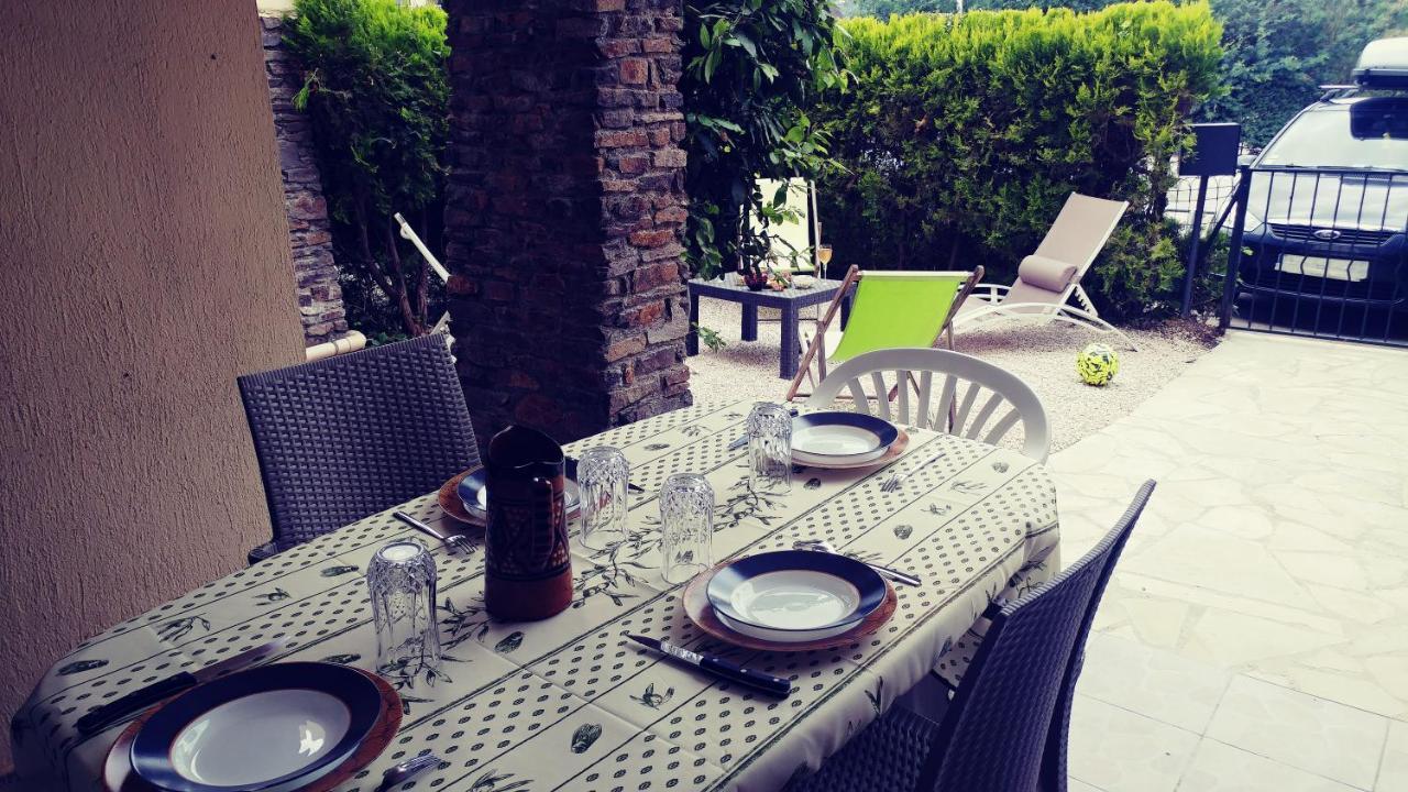 Agreable T3 Avec Jardin Et Parking Prive, A 350M Du Centre Ville Et Des Plages, Wifi, Remise Supplementaire De 10 Pourcent Pour Une Location A La Semaine Кавалер-сюр-Мер Экстерьер фото